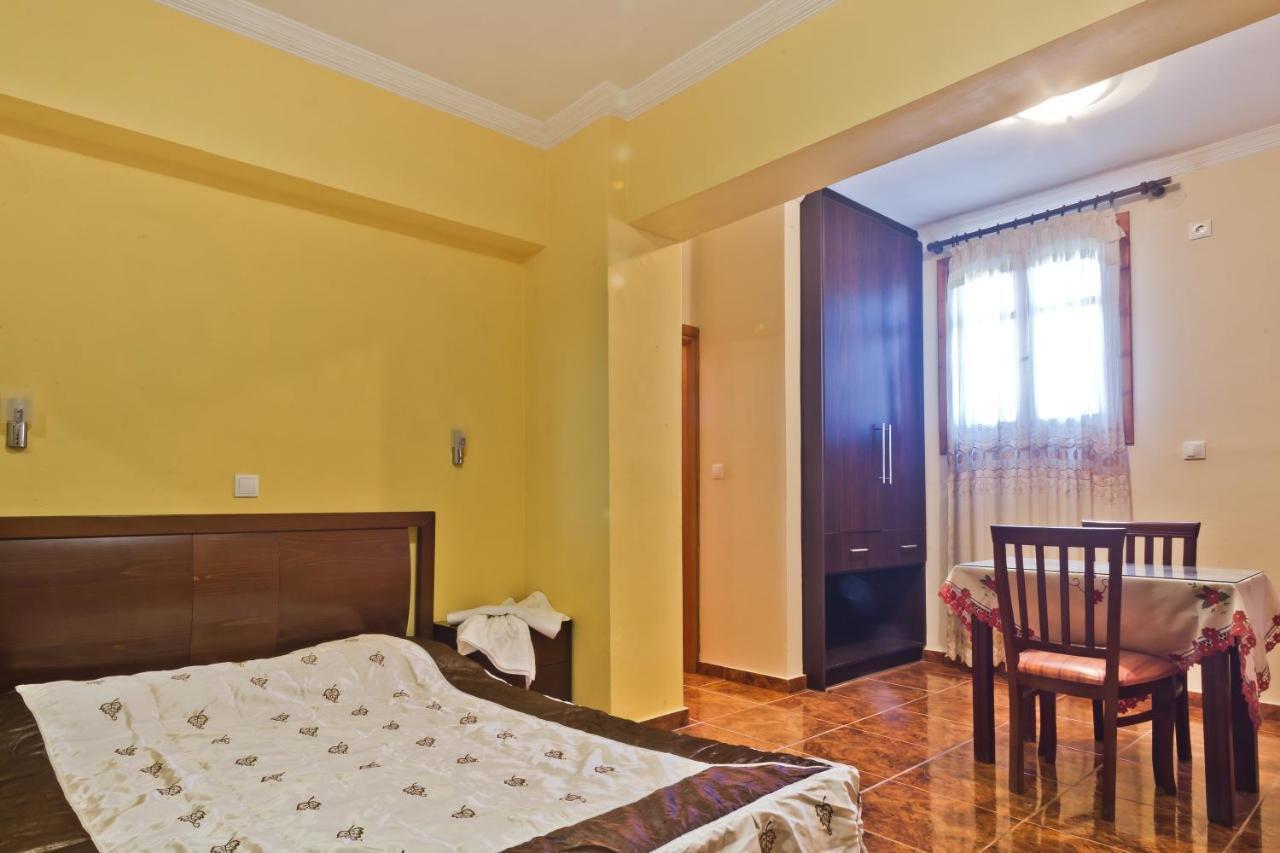 Montemar Studios & Apartments Arkásza Kültér fotó
